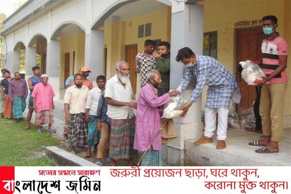 বিরামপুরের দিওড় ইউনিয়নের শেয়ালা গ্রামবাসীর পাশে আব্দুল মালেক