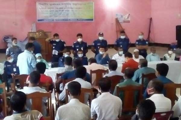 শারদীয় দূর্গোৎসব উপলক্ষে বিরামপুরে আইন শৃংখলা সংক্রান্ত ও প্রস্তুতিমূলক সভা