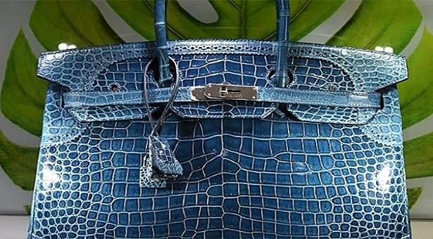 ‘সামুদ্রিক’ এই ব্যাগের দাম প্রায় ৪৫ কোটি টাকা!