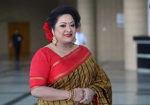 নায়িকা কত টাকা আয় করলে ৫ কোটির গাড়ি, মাসে দু’বার সিঙ্গাপুরে যায়?