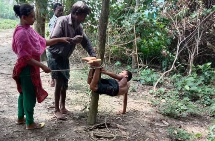 ঠাকুরগাঁওয়ে মাছ চুরির অভিযোগে শিশুকে গাছে বেঁধে নির্যাতন