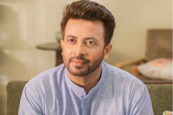 এবার সেই প্রযোজকের বিরুদ্ধে আইনি ব্যবস্থা নিচ্ছেন শাকিব