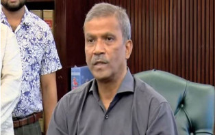 কোনো কলেজকে রাতারাতি বিশ্ববিদ্যালয় করা সম্ভব না: আইন উপদেষ্টা