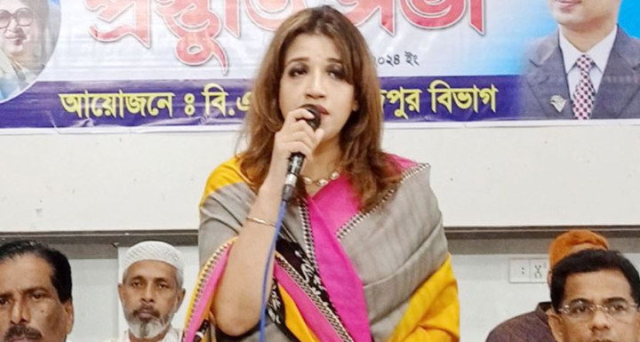 দেশ এখন নতুন চ্যালেঞ্জের মুখে: শামা ওবায়েদ