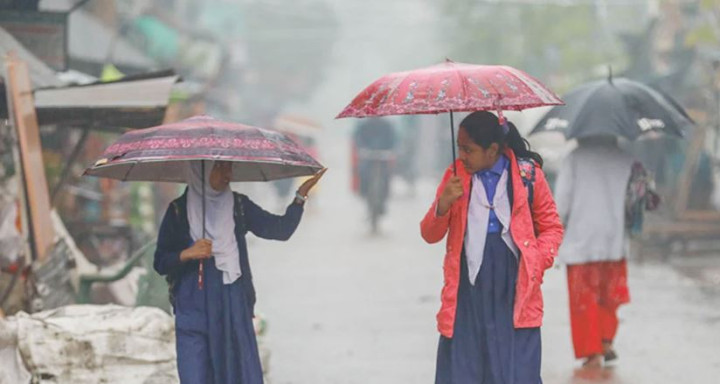 শৈত্যপ্রবাহের মাঝে দুই বিভাগে বৃষ্টির আভাস