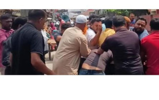 আলফাডাঙ্গায় সালিশি বৈঠকে যুবদল-স্বেচ্ছাসেবক দলের নেতাদের বিবাদে হাতাহাতি