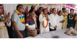 ৪৩ পূজা মণ্ডপে গেলেন বিএনপি নেতা খন্দকার নাসিরুল ইসলাম