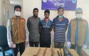 ফরিদপুরে ডাকাতির প্রস্তুুতিকালে ৩ যুবক আটক