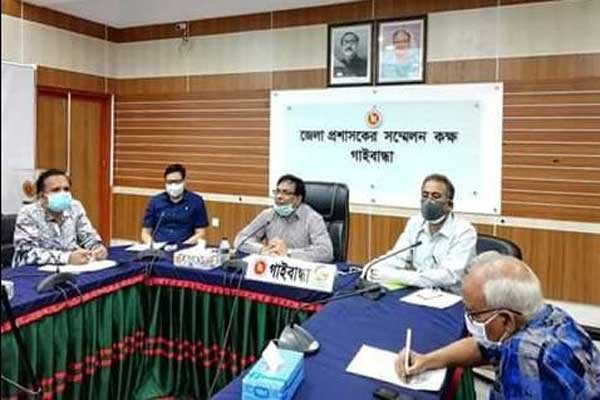 করোনা পরিস্থিতি নিয়ে সাংবাদিকদের সাথে গাইবান্ধা জেলা প্রশাসনের মত বিনিময়