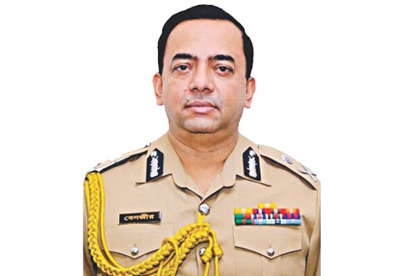 পুলিশকে মানু‌ষের প্রথম ভরসাস্থল হি‌সে‌বে তৈরি কর‌তে চাই