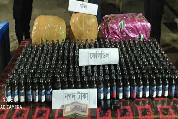 ঠাকুরগাঁও‌য়ে র‌্যা‌বের হা‌তে শীর্ষ মাদক ব‌্যবসায়ী আটক 