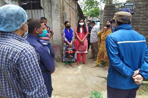 মেস থে‌কে শিক্ষার্থী‌তের বের ক‌রে দেয়ার অ‌ভি‌যোগে মা‌লি‌কের অর্থদণ্ড