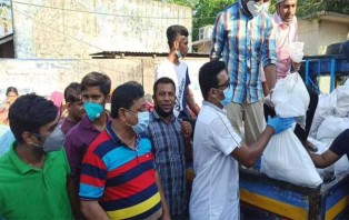 মাদারীপুরে ডাকসুর জি.এস রাব্বানীর ত্রাণ সামগ্রী বিতরণে ছাত্রলীগের হামলা