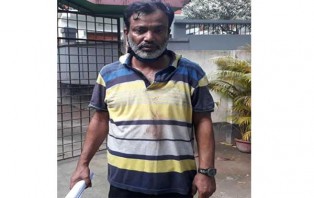 ঝিনাইদহে অগ্রণী ব্যাংকের দুই কর্মকর্তার হাতে শিক্ষক লাঞ্চিত