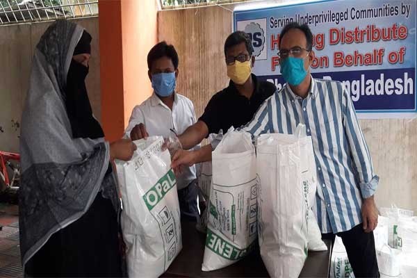 ফরিদপুরে অসহায় মানুষের পাশে জেআরএস ফার্মা