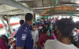 কাঁঠালবাড়ি-শিমুলিয়ায় নৌরুটে লঞ্চ স্পীডবোটে নো মাক্স নো জার্নি 