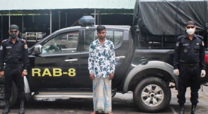 মাদারীপুরে বিদেশী জাল নোটসহ ব্যবসায়ী আটক 