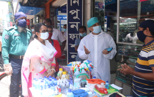 নকল হ্যান্ড স্যানিটাইজার বিক্রির দায়ে বরিশালে কারাদণ্ড