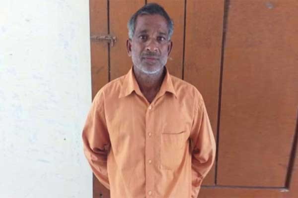 গাছ থেকে কাঁঠাল পেড়ে খাওয়ায় কিশোরকে পিটিয়ে হত্যা!