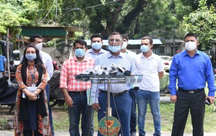 ঢাকা স্টক এক্সচেঞ্জের গ্রাহকের শতকোটি টাকা আত্মসাৎকারী ২ জন গ্রেফতার