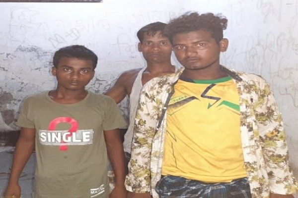 স্পীডবোটে নিয়ে নারী যাত্রীকে গনধর্ষণ, গ্রেফতার-৪