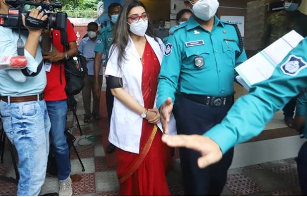 আজ সাবরিনাকে রিমান্ডের জন্য আদালতে নেয়া হবে 