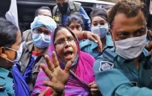 নকল মাস্ক দেওয়ার মামলা, আ.লীগ নেত্রী শারমিন ৩ দিনের রিমান্ডে