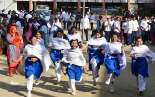 শিক্ষাপ্রতিষ্ঠানের ছুটি আরও ১ মাস বাড়তে পারে 