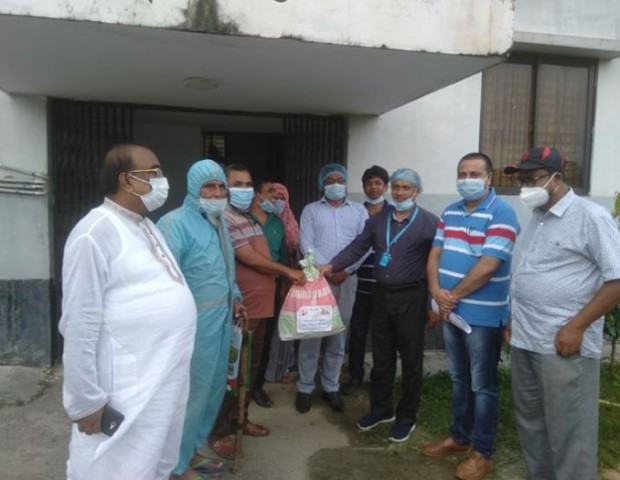 সংসদ উপনেতার পক্ষ থেকে করোনা শনাক্ত ব্যক্তিদের ঈদ উপহার 
