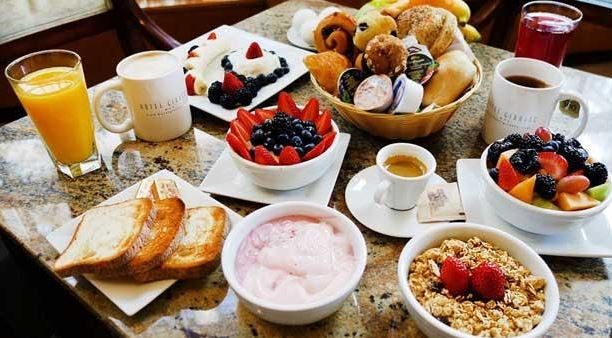 সকালে উঠে যা খাবেন, যা খাবেন না