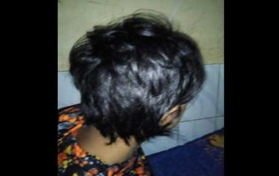 সালথায় স্ত্রীর মাথায় চুল কেটে দিলেন স্বামী