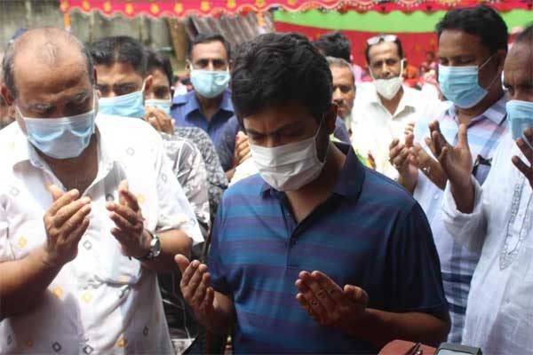 'বঙ্গবন্ধুর সোনার বাংলা গড়তে শেখ হাসিনা নিরলস ভাবে কাজ করে যাচ্ছেন'