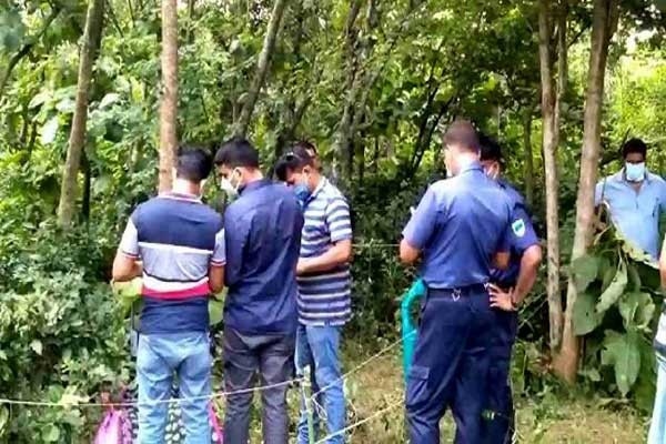 ঝিনাইদহে প্রবাসীর স্ত্রীর চোখ উপড়ানো লাশ উদ্ধার