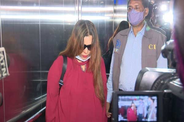 বিয়ের প্রলোভন দেখিয়ে টাকা হাতিয়ে নেওয়ার অভিযোগ 