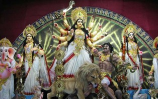 গাইবান্ধায় এবার ৫৭১ মণ্ডপে দুর্গা পূজার আয়োজন