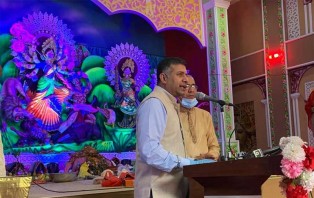 বাংলাদেশের দুর্গাপূর্জাকে সার্বজনীনতার আদর্শ উদাহরণ বললেন ভারতীয় হাইকমিশনার