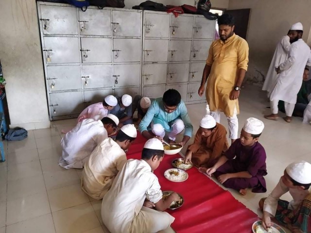 ছাত্রলীগ সভাপতি জয়ের জন্মদিনে কবি নজরুল কলেজ ছাত্রলীগের নানা কর্মসূচি