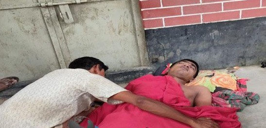 গলায় গামছা পেঁচিয়ে সেনা সদস্যের আত্নহত্যা