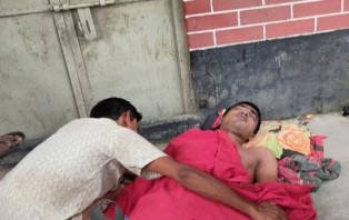 গলায় গামছা পেঁচিয়ে সেনা সদস্যের আত্নহত্যা
