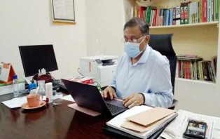 এবার ঢাকা বিশ্ববিদ্যালয়ে অনলাইনে ক্লাস নিচ্ছেন তথ্যমন্ত্রী