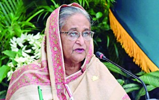 প্রধানমন্ত্রী বাসে অগ্নিসংযোগের ফোনালাপ সংসদে শোনালেন