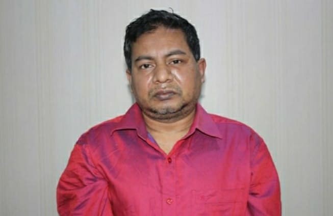 চীফ হুইপ লিটন চৌধুরীর নামে ভূয়া ফেসবুক আইডি খুলে প্রতারনা,ঢাকা থেকে প্রতারক গ্রেপ্তার