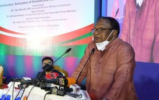 সরকারের সময়োপযোগী সিদ্ধান্তে দেশে ক্ষয়-ক্ষতি কম হয়েছে : বাণিজ্যমন্ত্রী