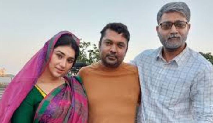 চোখের পানি আটকে রাখতে পারিনি : অপু বিশ্বাস 