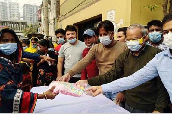 ঢাকার অনেক বস্তি ক্ষমতাসীনরা আগুন লাগিয়ে দখল করে নিয়েছে: রিজভী