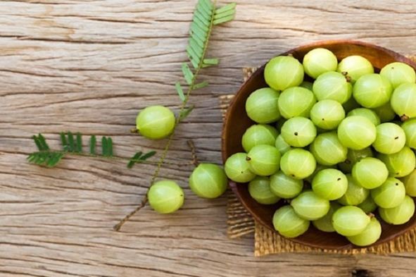 যেসব কারণে শীতে আমলকি খাওয়া জরুরি
