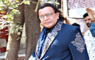 অসুস্থ অবস্থাতেই শ্যুটিং চালিয়ে যাচ্ছিলেন মিঠুন চক্রবর্তী