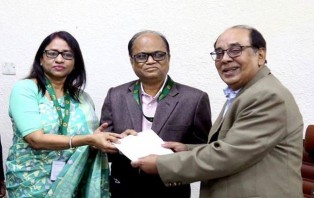 জাতীয় প্রেস ক্লাবে প্রধানমন্ত্রীর ৫০ লাখ টাকা অনুদান