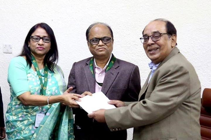 জাতীয় প্রেসক্লাবকে ৫০ লাখ টাকা অনুদান দিলেন প্রধানমন্ত্রী