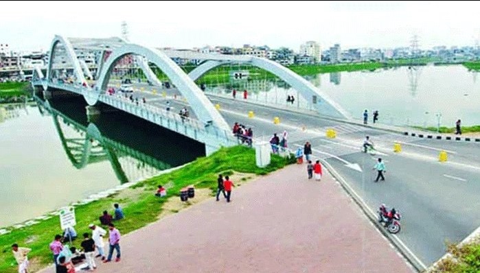 হাতিরঝিলে অস্ত্রসহ ছয় ডাকাত গ্রেপ্তার